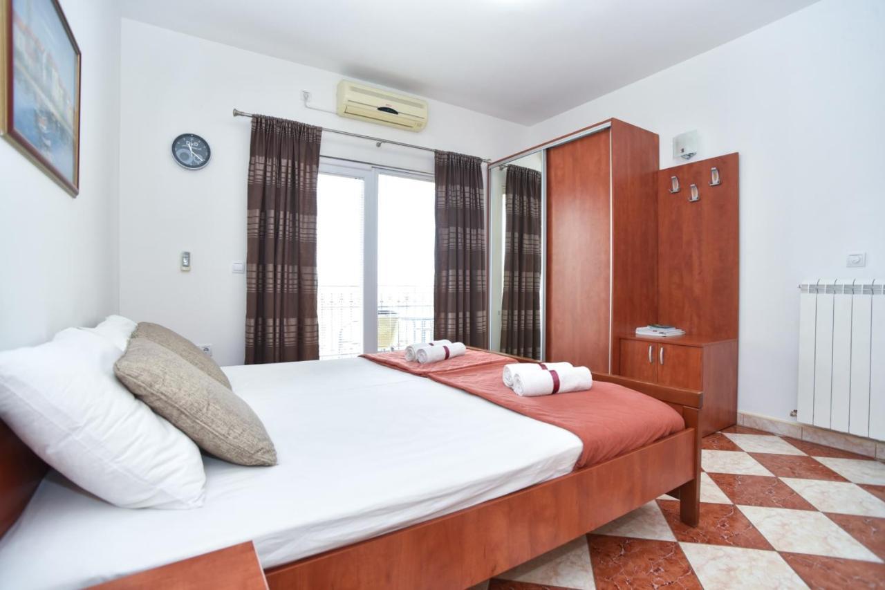 D&D Apartments Tivat Exterior foto