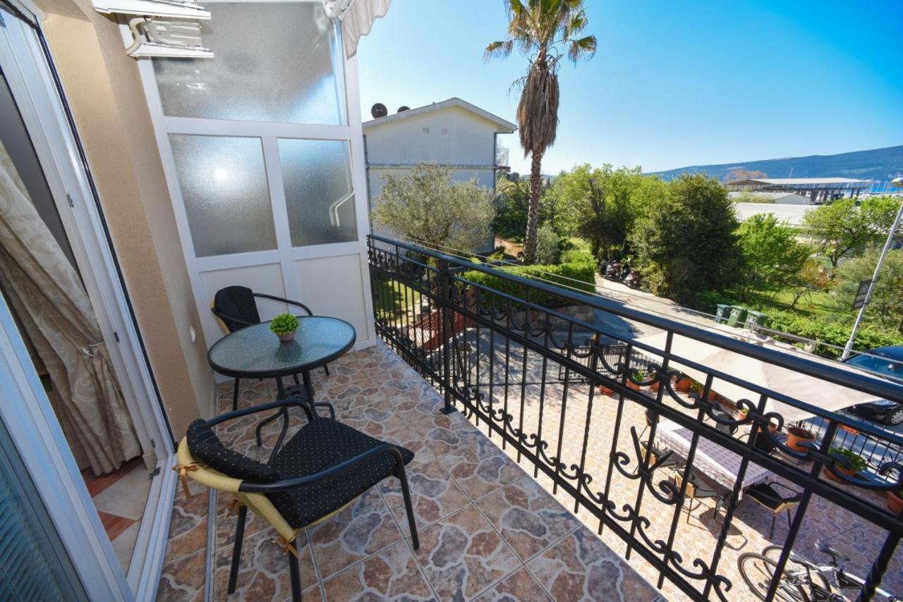 D&D Apartments Tivat Exterior foto
