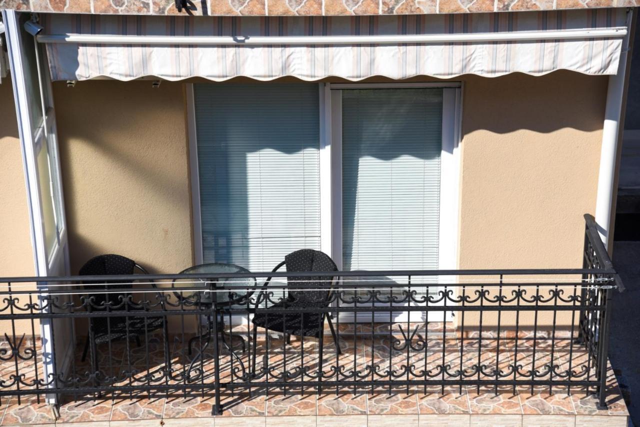 D&D Apartments Tivat Exterior foto