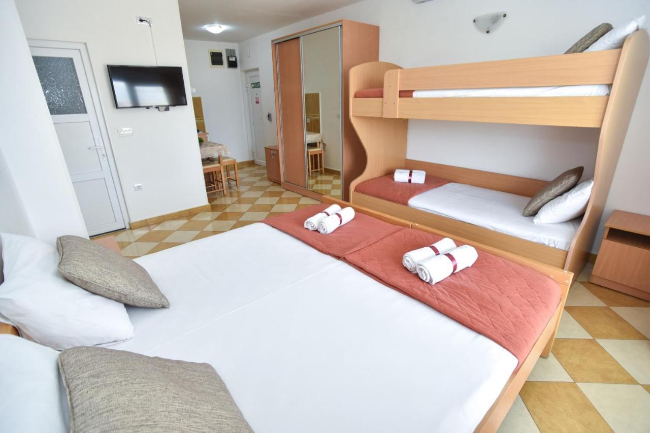 D&D Apartments Tivat Exterior foto